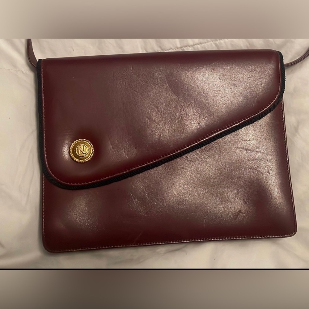 Vintage Preowned Albert Nipon Red Cross Body Enve… - image 1